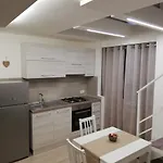 Marcohomechiaia *
