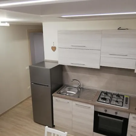 Marcohomechiaia * نابولي